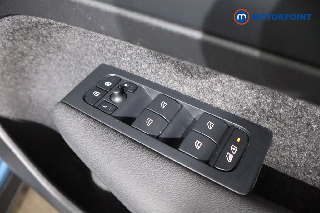 Volvo Xc40 Plus Automatic Petrol SUV - Stock Number (1543008) - 22nd supplementary image