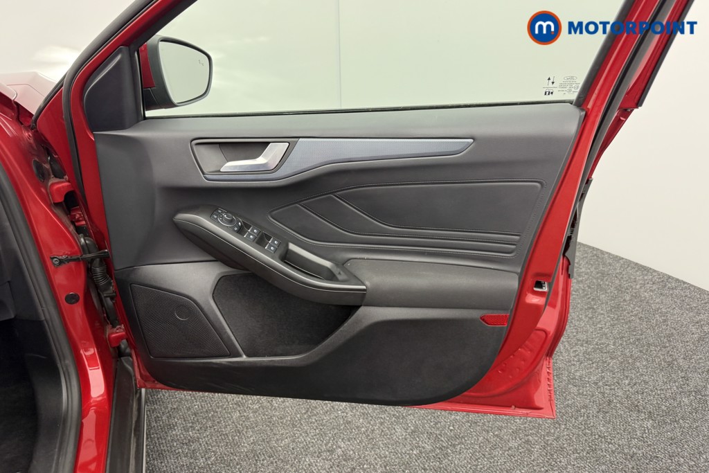 Ford Focus Active Automatic Petrol-Electric Hybrid Estate - Stock Number (1543205) - 16th supplementary image