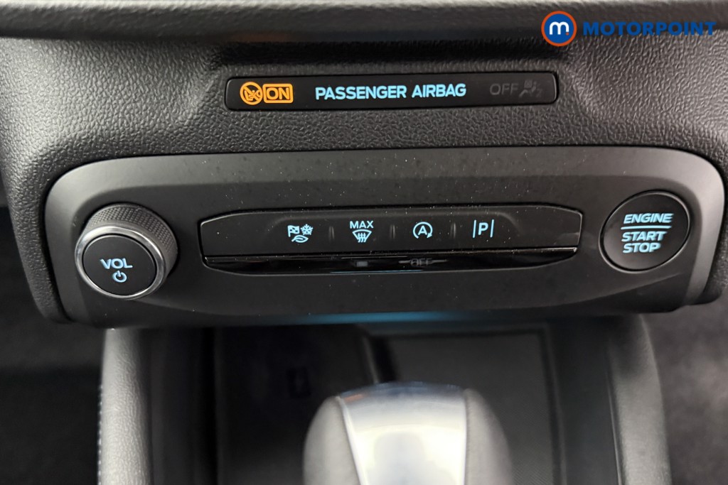 Ford Focus Active X Automatic Petrol-Electric Hybrid Estate - Stock Number (1543227) - 11th supplementary image