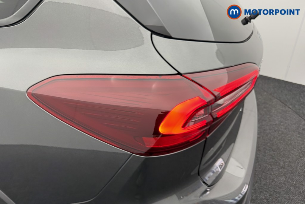 Ford Focus Active X Automatic Petrol-Electric Hybrid Estate - Stock Number (1543227) - 27th supplementary image