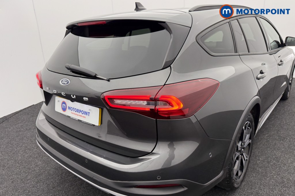 Ford Focus Active X Automatic Petrol-Electric Hybrid Estate - Stock Number (1543227) - 28th supplementary image