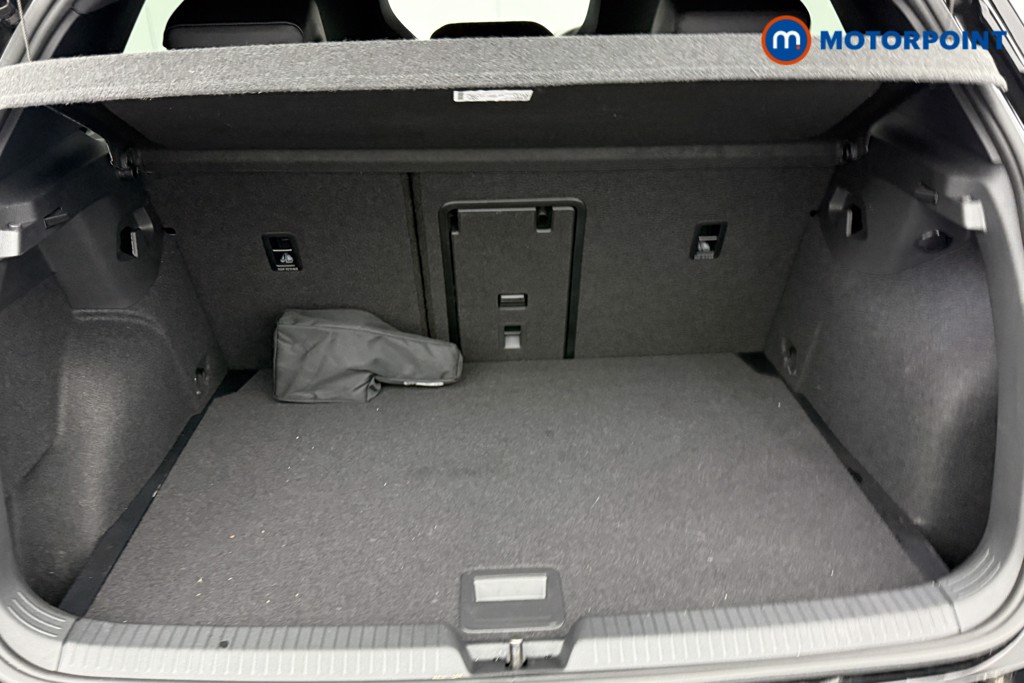 Volkswagen Golf R-Line Manual Petrol Hatchback - Stock Number (1543374) - 19th supplementary image