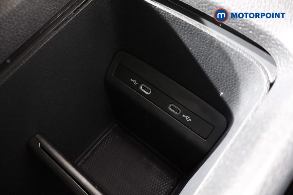 Volkswagen Id.3 Business Pro Automatic Electric Hatchback - Stock Number (1543570) - 19th supplementary image