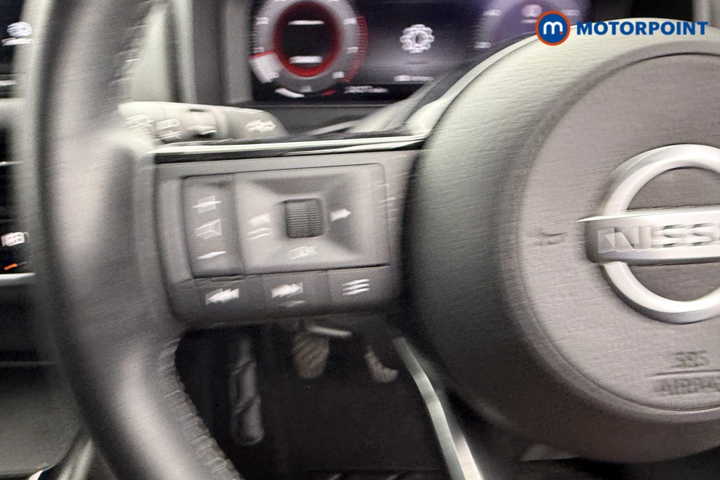 Nissan Qashqai N-Connecta Manual Petrol SUV - Stock Number (1543708) - 13th supplementary image