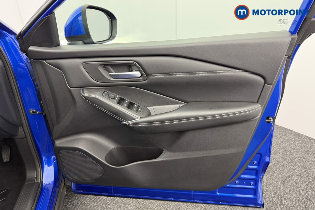 Nissan Qashqai N-Connecta Manual Petrol SUV - Stock Number (1543708) - 17th supplementary image