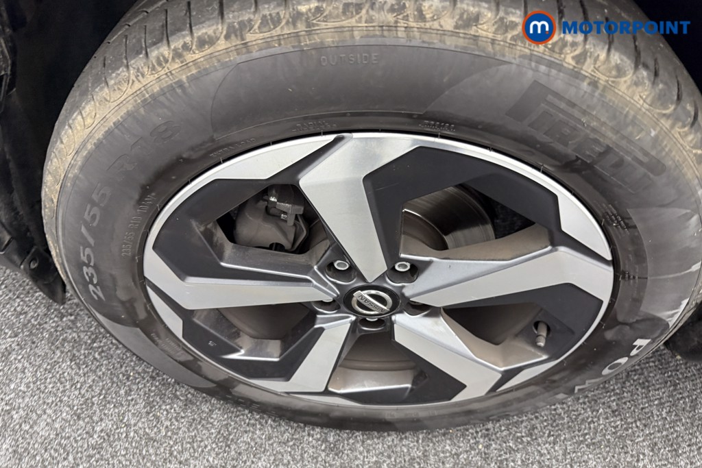 Nissan Qashqai N-Connecta Manual Petrol SUV - Stock Number (1543708) - 30th supplementary image