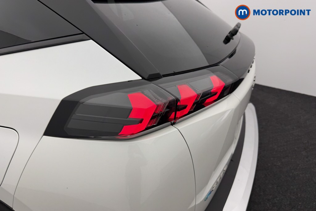 Peugeot 2008 Active Premium-Plus Automatic Electric SUV - Stock Number (1543937) - 24th supplementary image