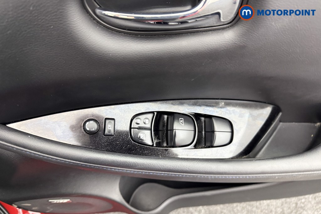 Nissan Leaf Tekna Automatic Electric Hatchback - Stock Number (1543939) - 17th supplementary image