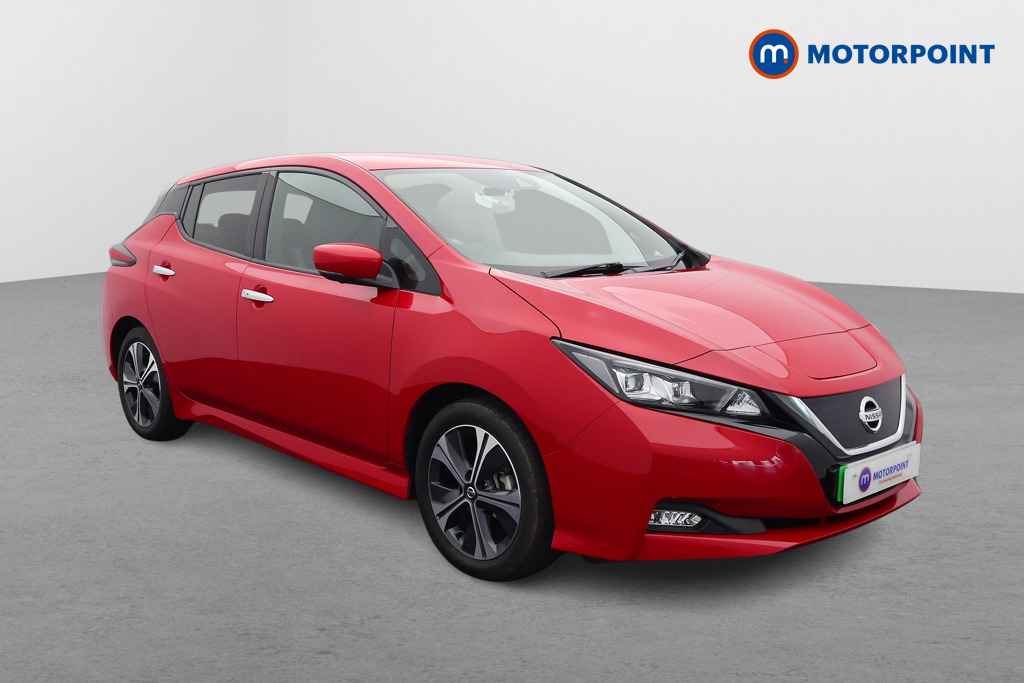 Nissan Leaf Tekna Automatic Electric Hatchback - Stock Number (1543939) - Drivers side front corner