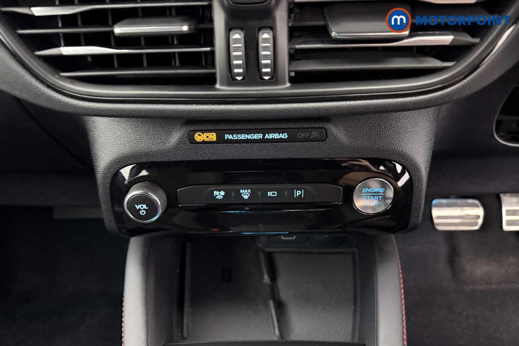 Ford Kuga St-Line Automatic Petrol Plug-In Hybrid SUV - Stock Number (1543979) - 10th supplementary image