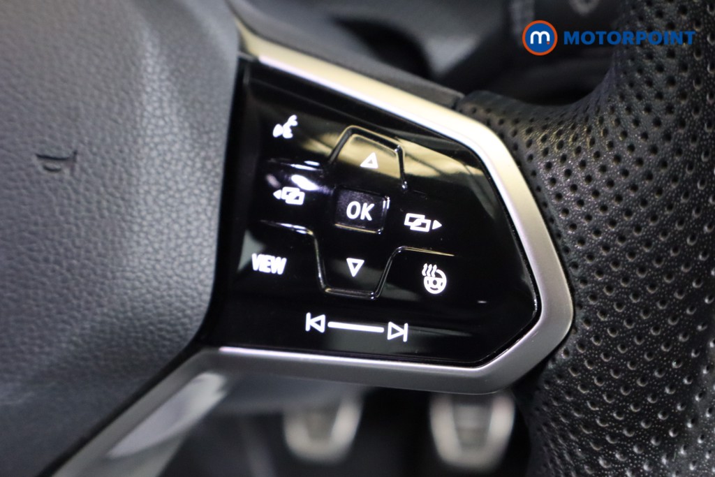 Volkswagen Golf R-Line Manual Petrol Hatchback - Stock Number (1544458) - 6th supplementary image