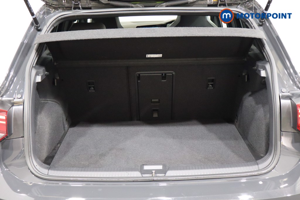 Volkswagen Golf R-Line Manual Petrol Hatchback - Stock Number (1544458) - 13th supplementary image