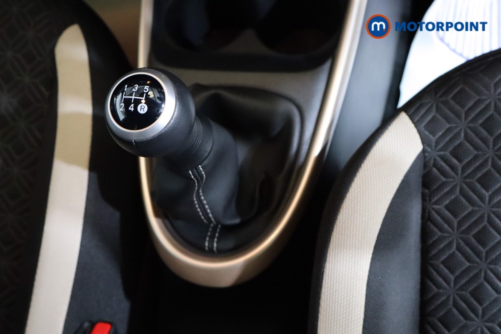 Toyota Aygo X Edge Manual Petrol Hatchback - Stock Number (1544459) - 5th supplementary image