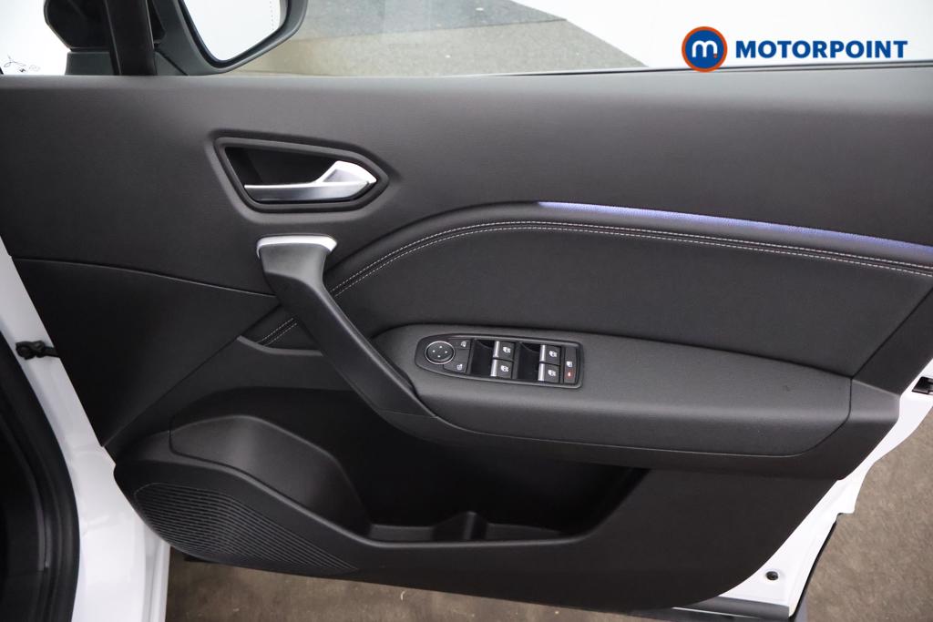 Renault Captur Techno Automatic Petrol-Electric Hybrid SUV - Stock Number (1544591) - 9th supplementary image