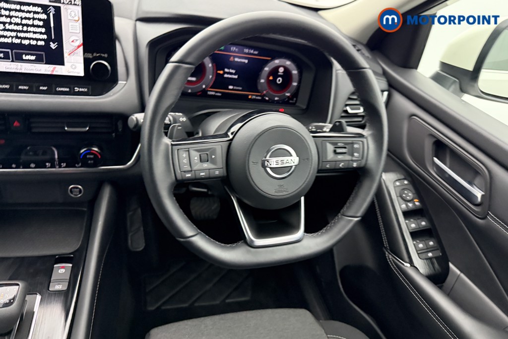 Nissan Qashqai N-Connecta Automatic Petrol SUV - Stock Number (1495072) - 2nd supplementary image