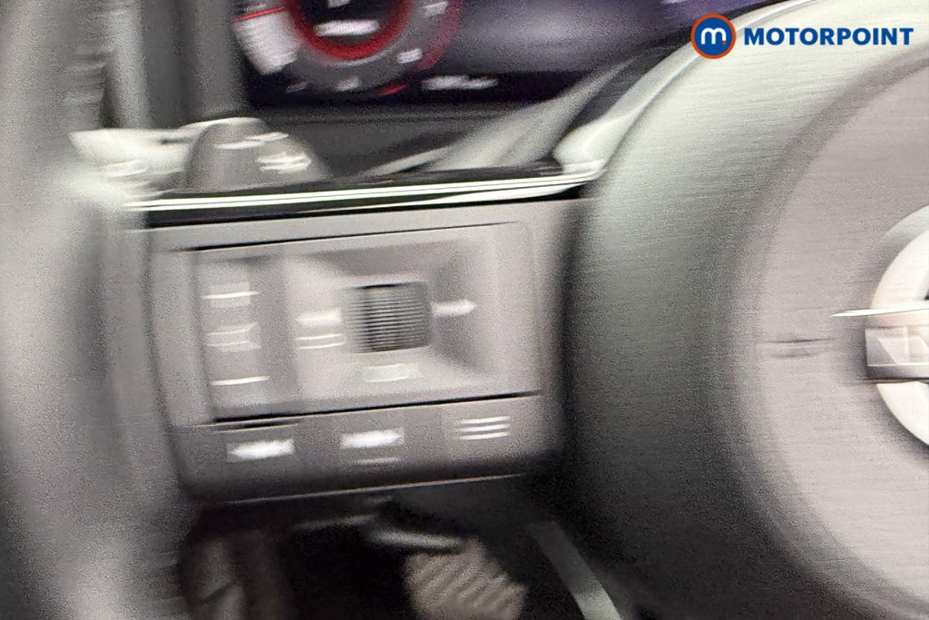 Nissan Qashqai N-Connecta Automatic Petrol SUV - Stock Number (1495072) - 13th supplementary image