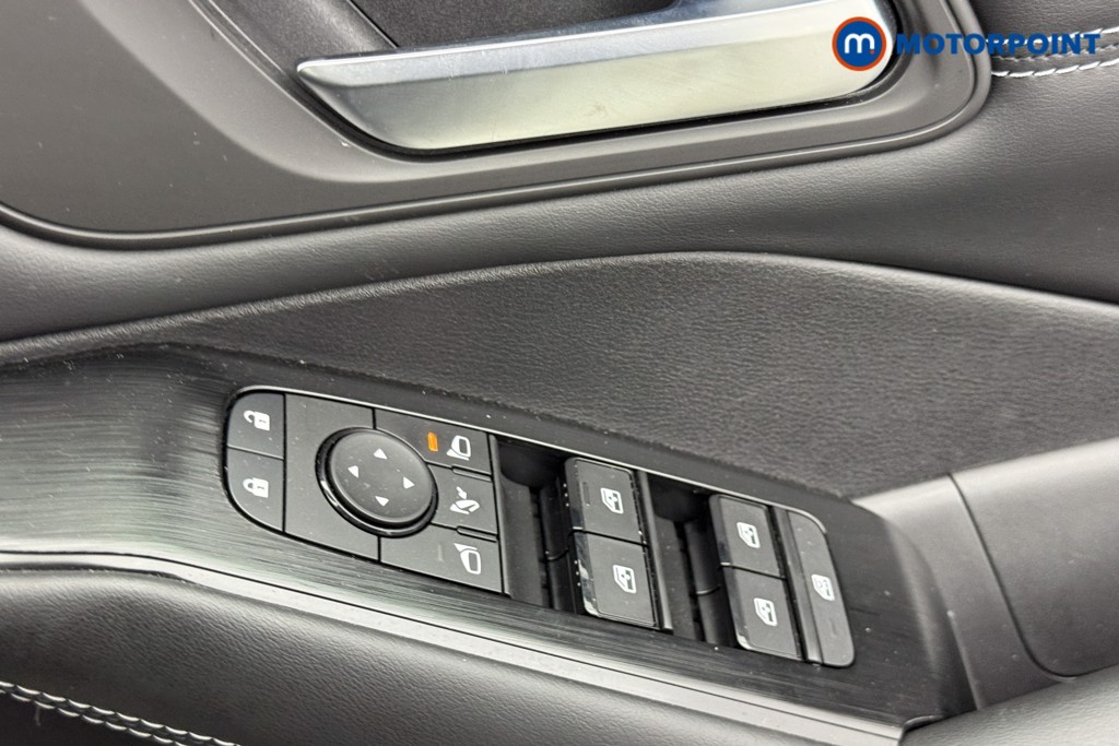 Nissan Qashqai N-Connecta Automatic Petrol SUV - Stock Number (1495072) - 16th supplementary image