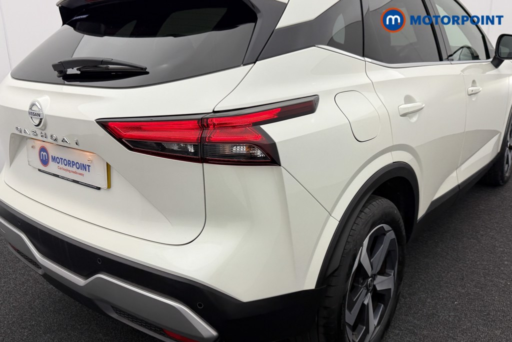 Nissan Qashqai N-Connecta Automatic Petrol SUV - Stock Number (1495072) - 27th supplementary image