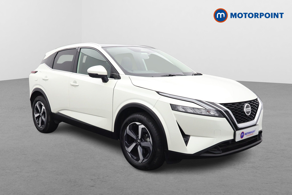 Nissan Qashqai N-Connecta Automatic Petrol SUV - Stock Number (1495072) - Drivers side front corner