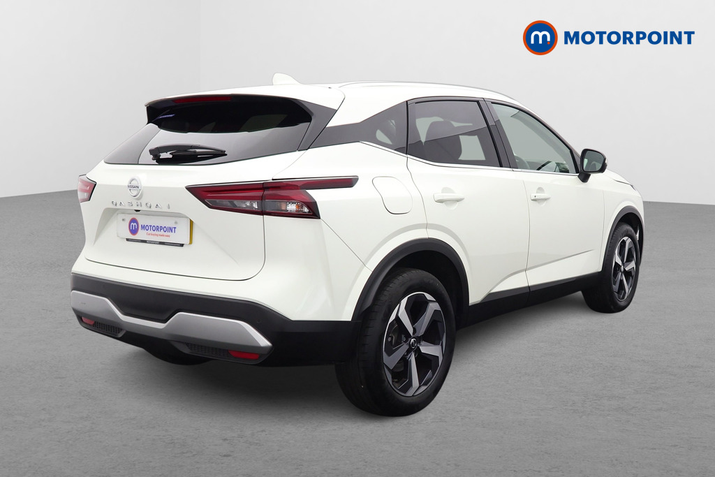 Nissan Qashqai N-Connecta Automatic Petrol SUV - Stock Number (1495072) - Drivers side rear corner