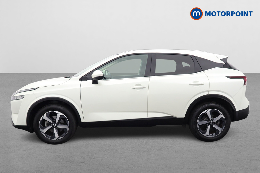 Nissan Qashqai N-Connecta Automatic Petrol SUV - Stock Number (1495072) - Passenger side