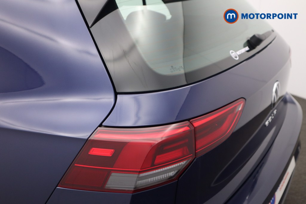 Volkswagen Golf Life Automatic Diesel Hatchback - Stock Number (1527926) - 28th supplementary image