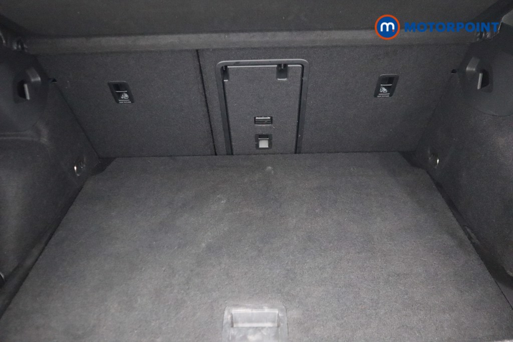 Volkswagen Golf Life Automatic Diesel Hatchback - Stock Number (1527926) - 31st supplementary image