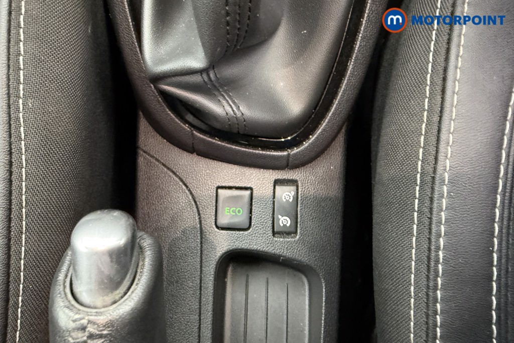 Renault Clio Gt Line Manual Petrol Hatchback - Stock Number (1528433) - 13th supplementary image