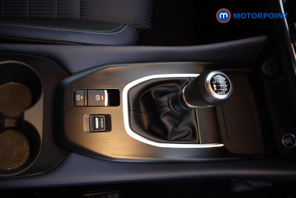 Nissan Qashqai Tekna Manual Petrol SUV - Stock Number (1529265) - 6th supplementary image