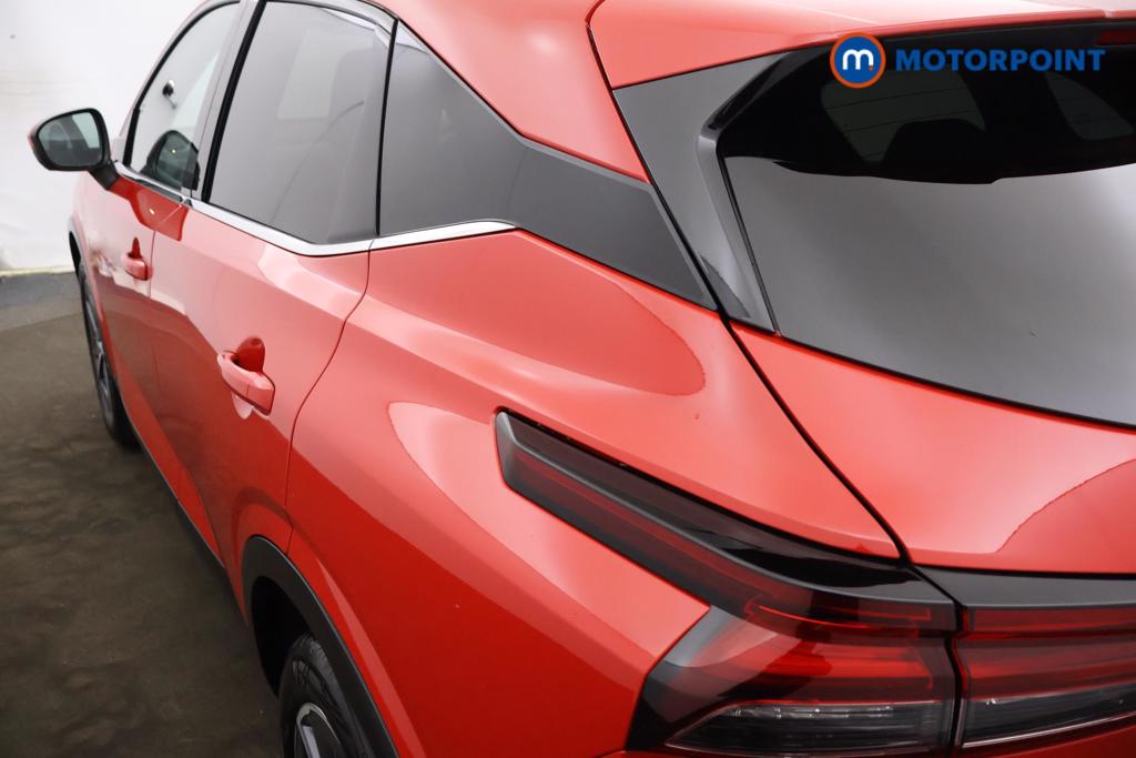 Nissan Qashqai Tekna Manual Petrol SUV - Stock Number (1529265) - 14th supplementary image