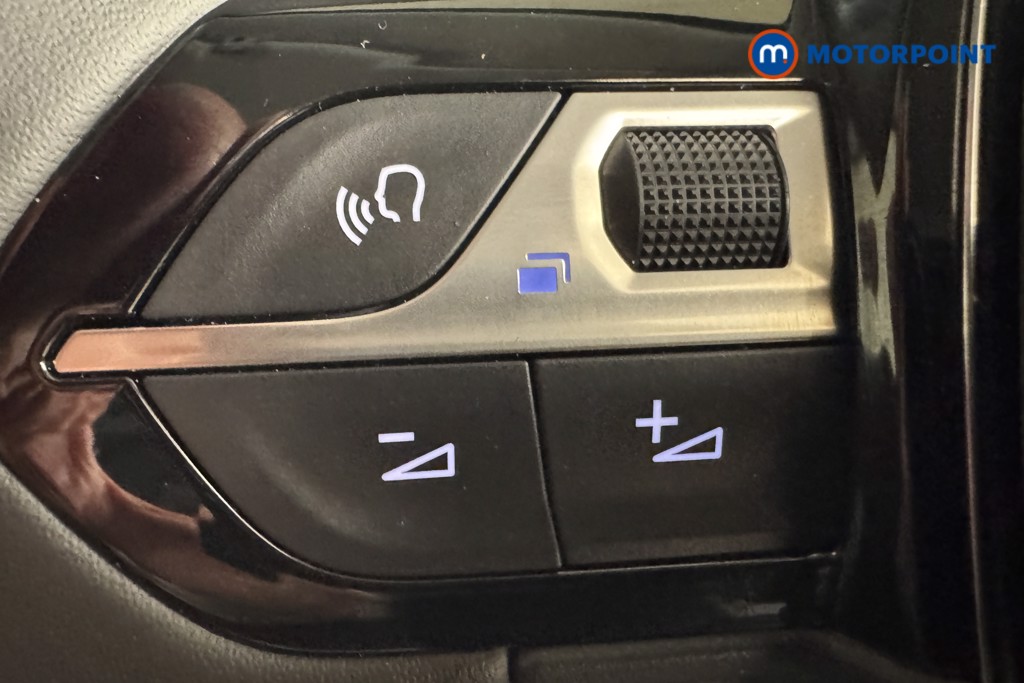 Peugeot 208 Allure Automatic Petrol-Electric Hybrid Hatchback - Stock Number (1531540) - 13th supplementary image