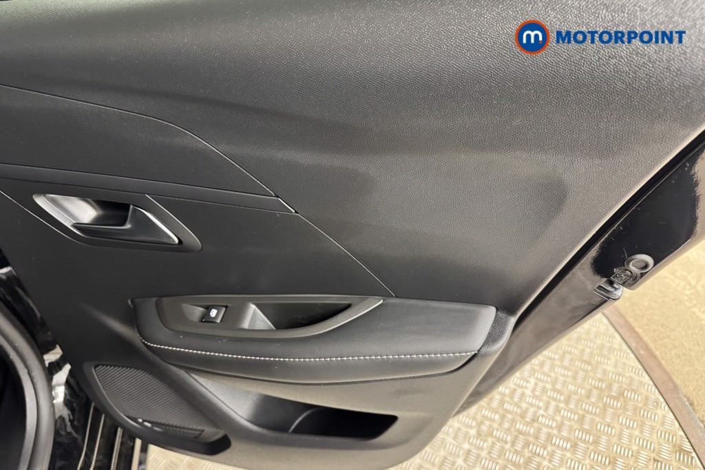 Peugeot 208 Allure Automatic Petrol-Electric Hybrid Hatchback - Stock Number (1531540) - 16th supplementary image