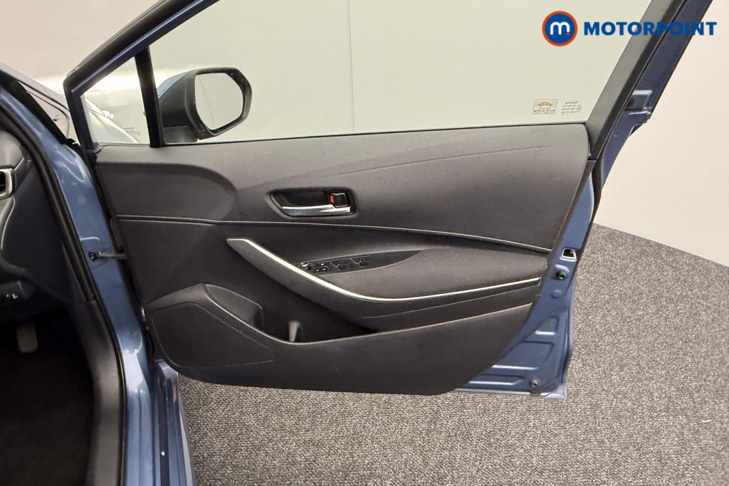 Toyota Corolla Icon Automatic Petrol-Electric Hybrid Hatchback - Stock Number (1532567) - 14th supplementary image