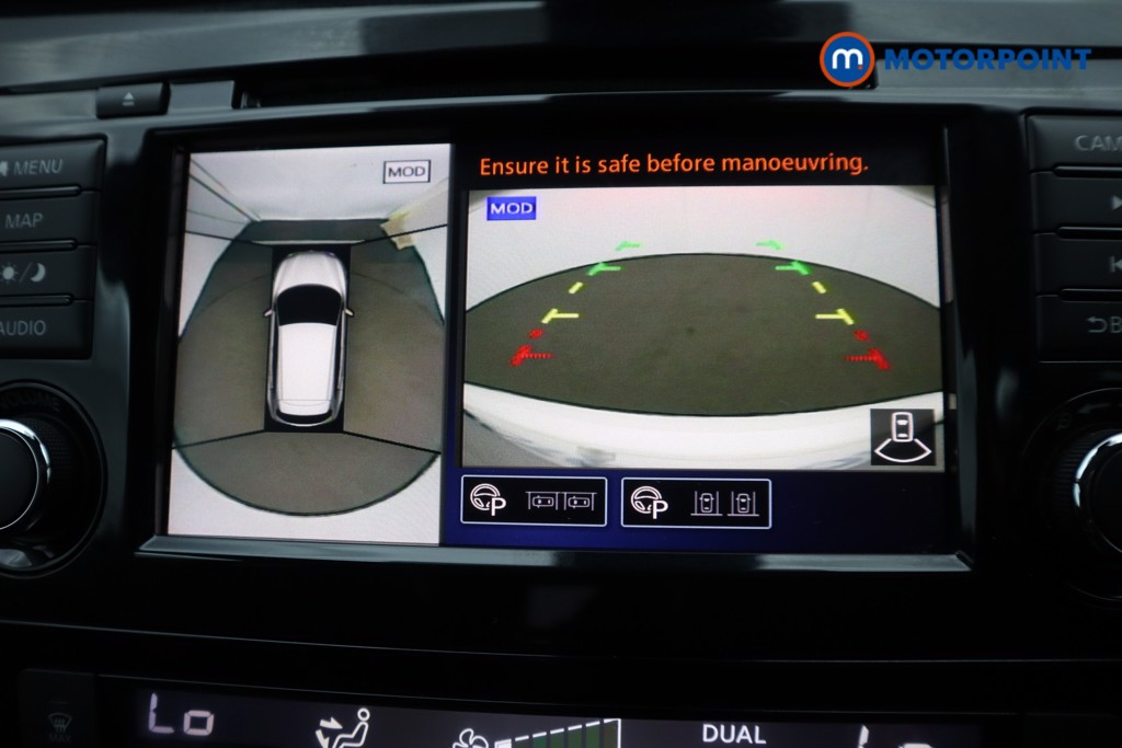 Nissan Qashqai N-Connecta Manual Diesel SUV - Stock Number (1532636) - 3rd supplementary image
