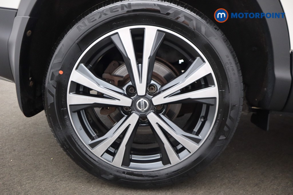 Nissan Qashqai N-Connecta Manual Diesel SUV - Stock Number (1532636) - 10th supplementary image