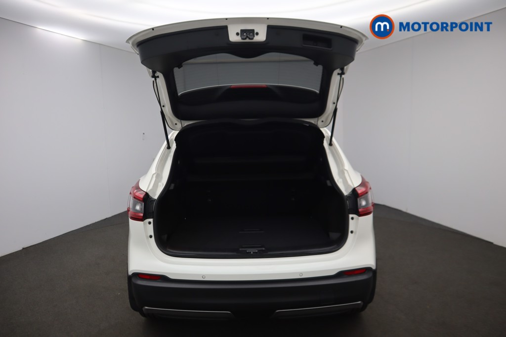 Nissan Qashqai N-Connecta Manual Diesel SUV - Stock Number (1532636) - 22nd supplementary image