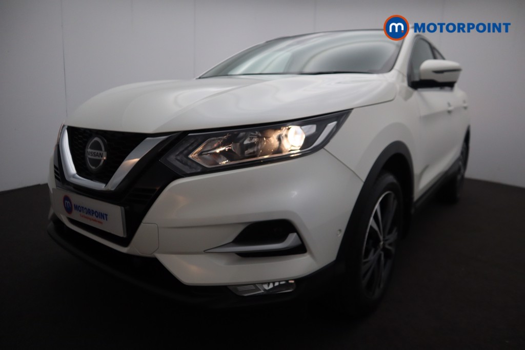 Nissan Qashqai N-Connecta Manual Diesel SUV - Stock Number (1532636) - 25th supplementary image