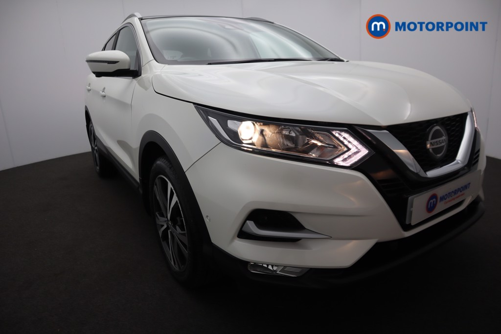 Nissan Qashqai N-Connecta Manual Diesel SUV - Stock Number (1532636) - 26th supplementary image