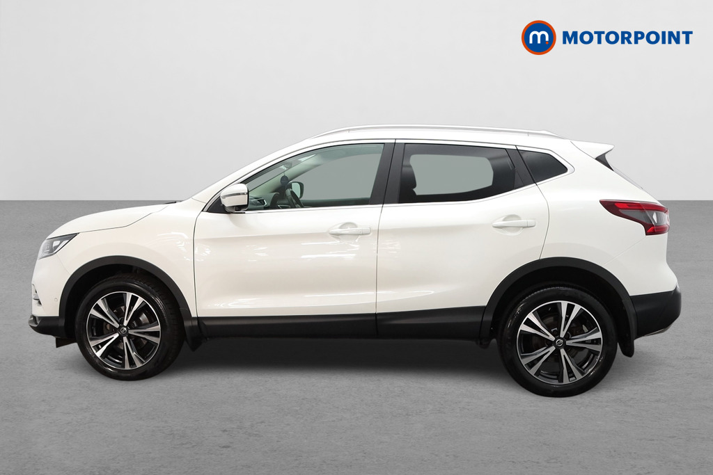 Nissan Qashqai N-Connecta Manual Diesel SUV - Stock Number (1532636) - Passenger side