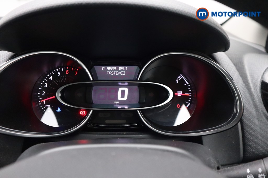 Renault Clio Play Manual Petrol Hatchback - Stock Number (1533493) - 4th supplementary image