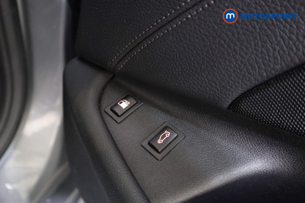 BMW 5 Series M Sport Automatic Petrol Plug-In Hybrid Saloon - Stock Number (1533827) - 13th supplementary image