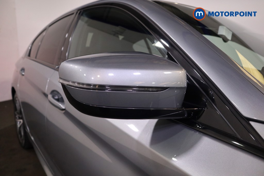 BMW 5 Series M Sport Automatic Petrol Plug-In Hybrid Saloon - Stock Number (1533827) - 26th supplementary image
