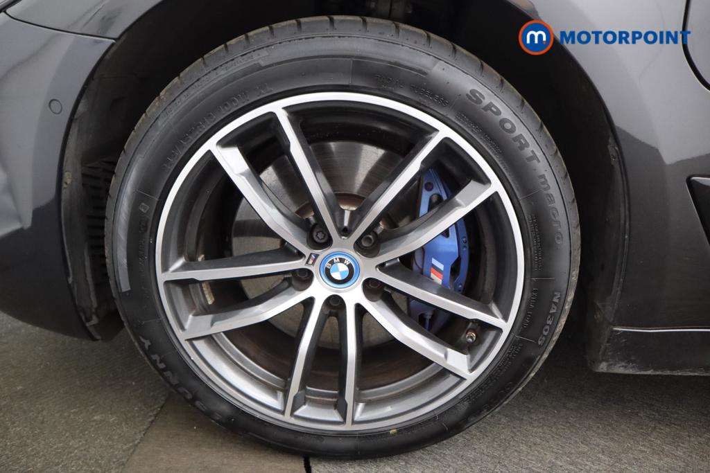 BMW 5 Series M Sport Automatic Petrol Plug-In Hybrid Estate - Stock Number (1536117) - 11th supplementary image