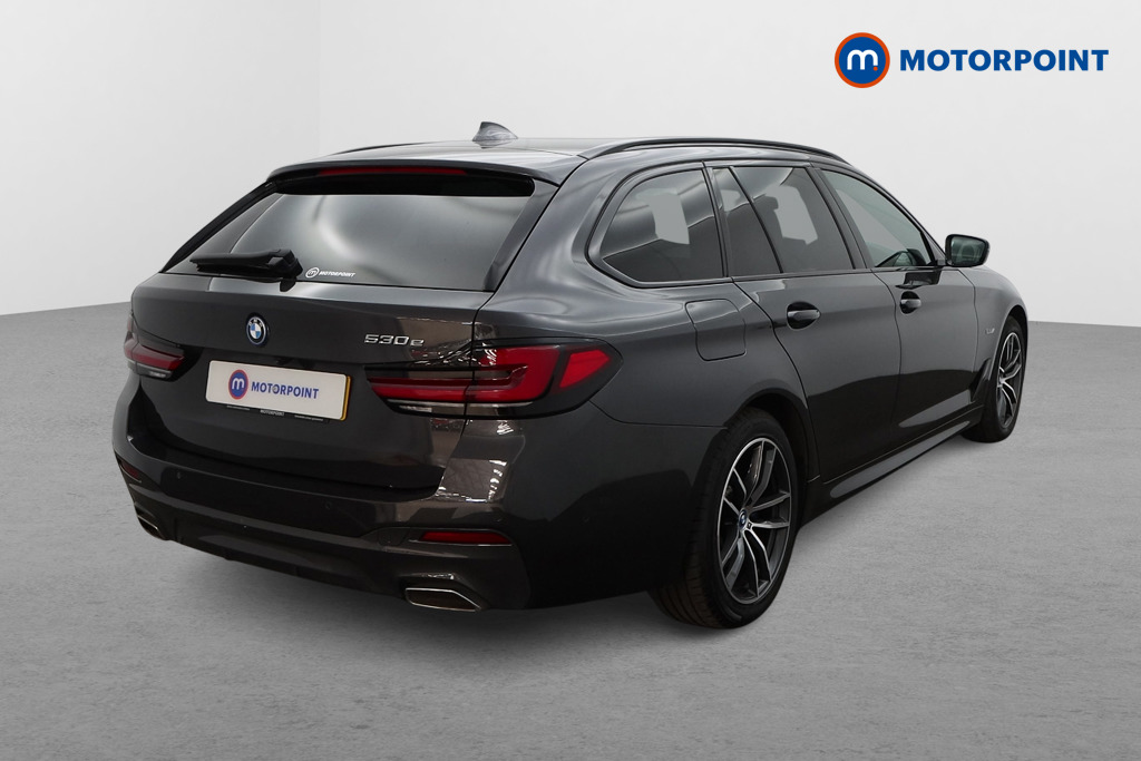 BMW 5 Series M Sport Automatic Petrol Plug-In Hybrid Estate - Stock Number (1536117) - Drivers side rear corner