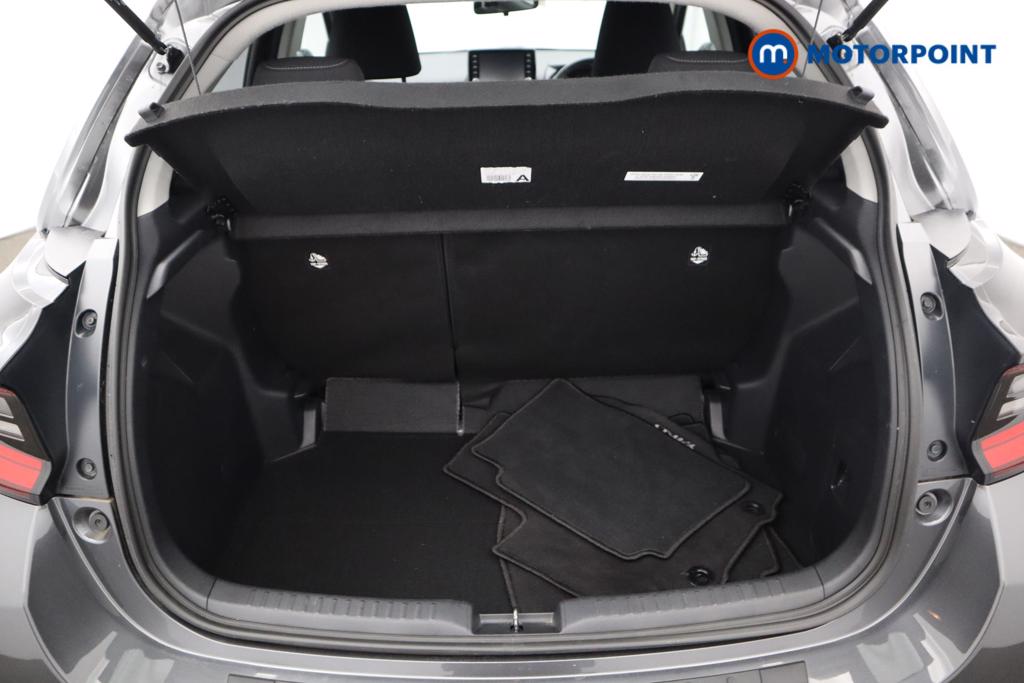 Toyota Yaris Design Automatic Petrol-Electric Hybrid Hatchback - Stock Number (1536996) - 5th supplementary image