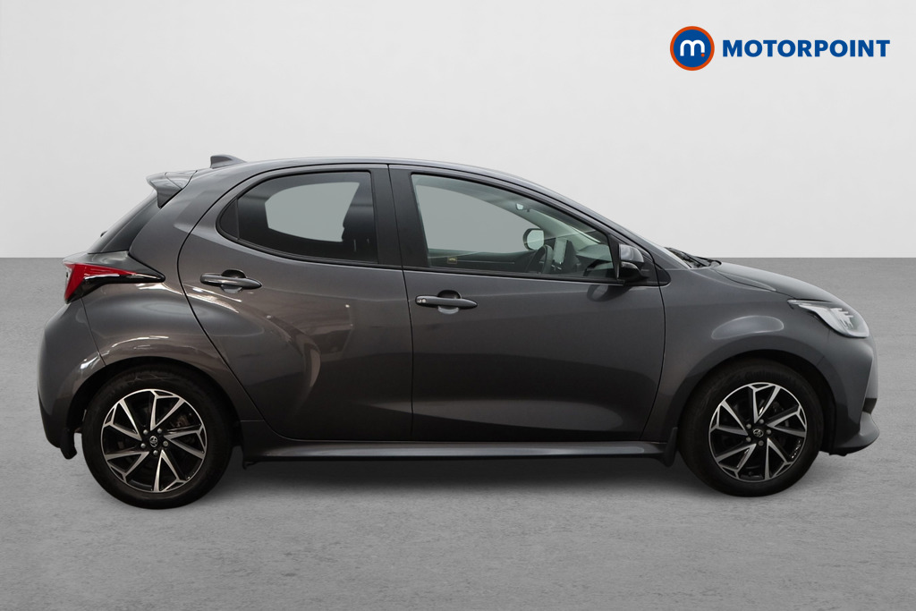 Toyota Yaris Design Automatic Petrol-Electric Hybrid Hatchback - Stock Number (1536996) - Drivers side