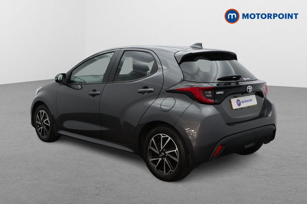 Toyota Yaris Design Automatic Petrol-Electric Hybrid Hatchback - Stock Number (1536996) - Passenger side rear corner