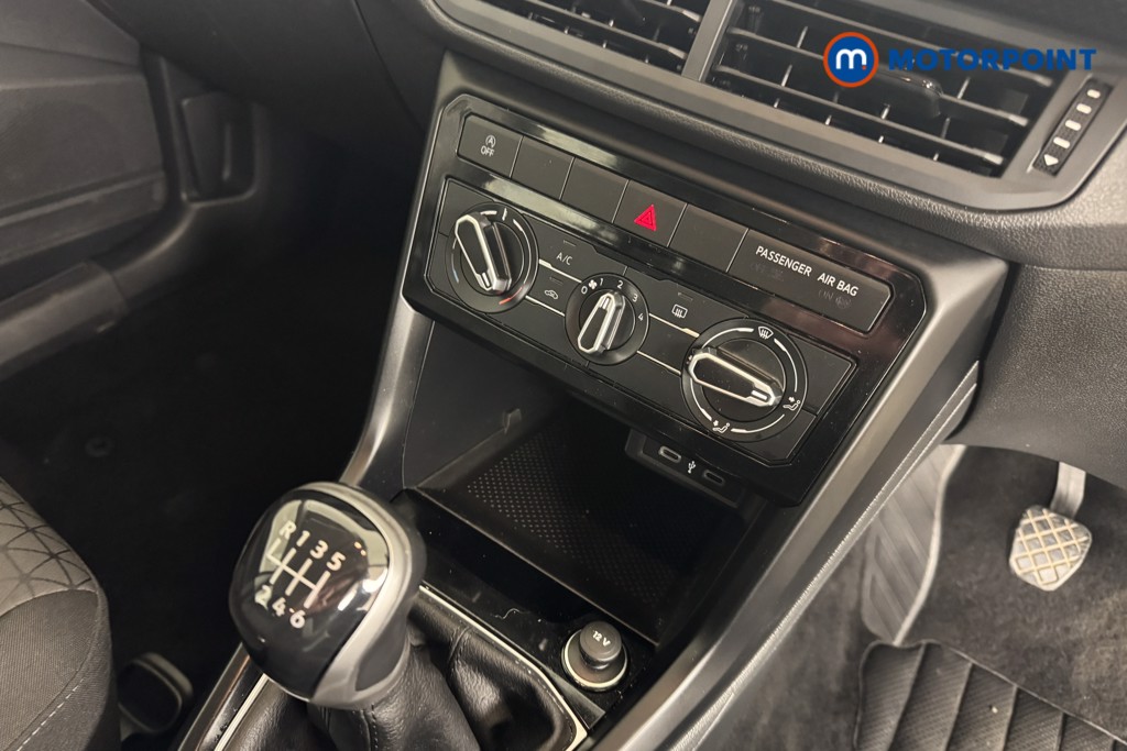 Volkswagen T-Cross Se Edition Manual Petrol SUV - Stock Number (1537055) - 12th supplementary image