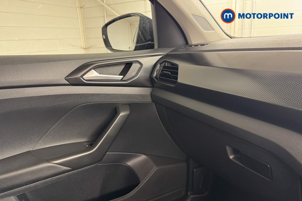 Volkswagen T-Cross Se Edition Manual Petrol SUV - Stock Number (1537055) - 13th supplementary image