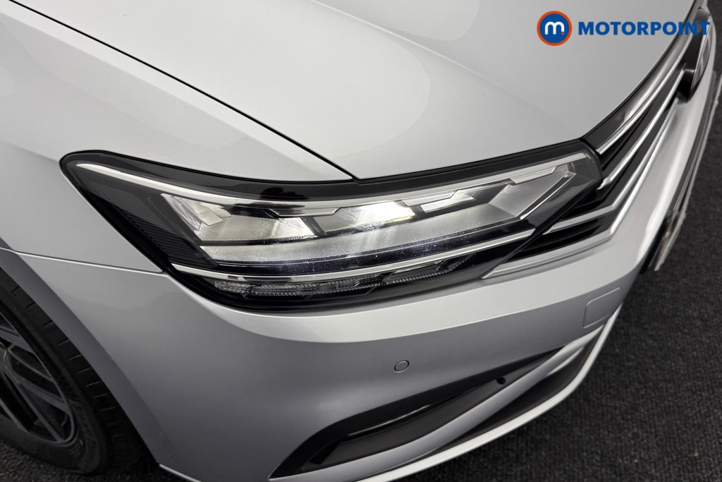 Volkswagen Passat SEL Automatic Petrol Estate - Stock Number (1537165) - 28th supplementary image